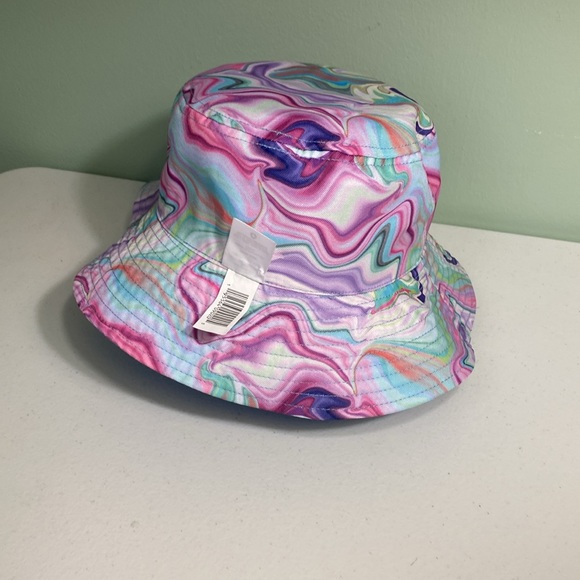 Reversible Bucket Hat - Picture 5 of 9